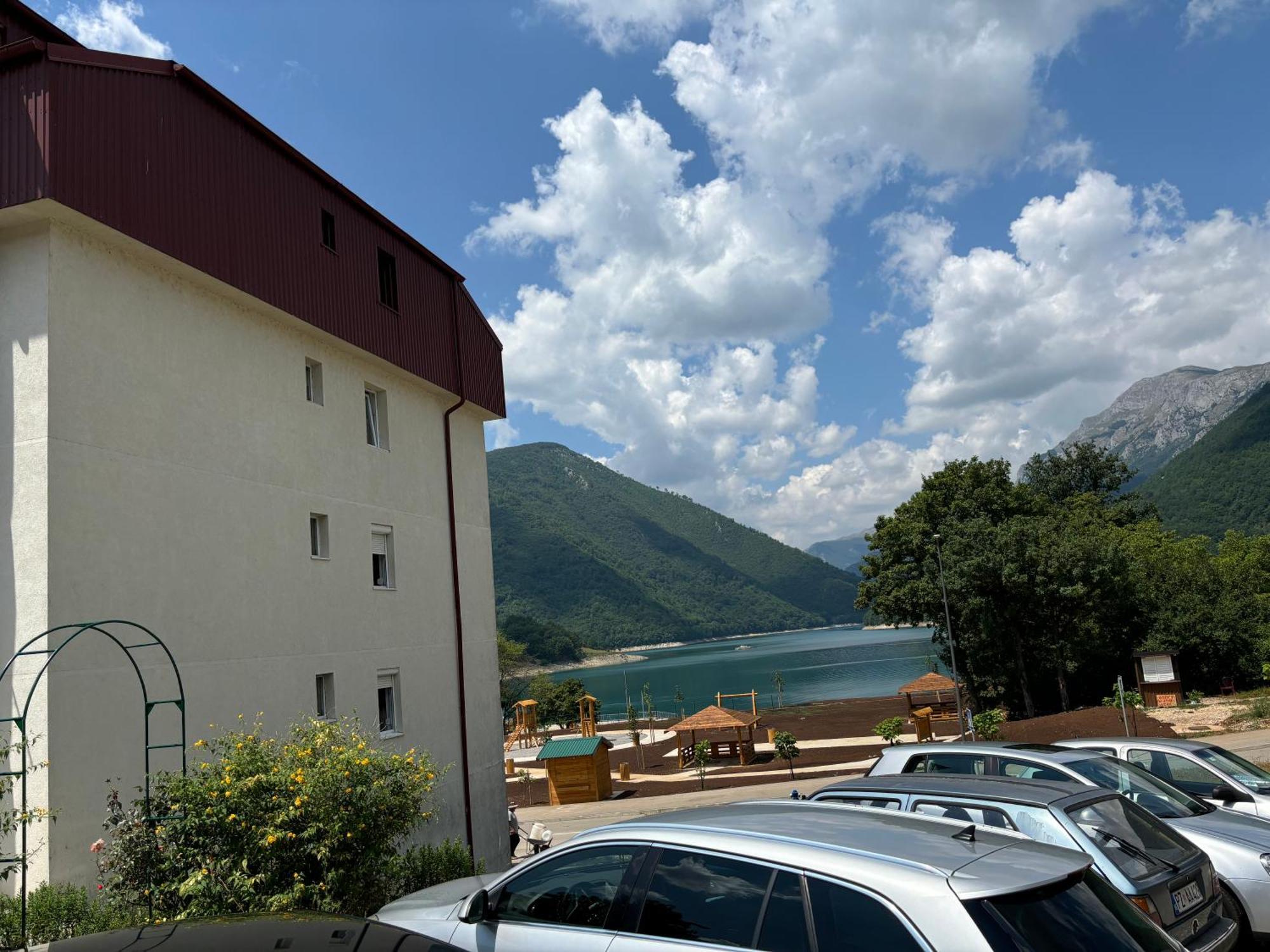Elena Apartment Плужине Екстер'єр фото
